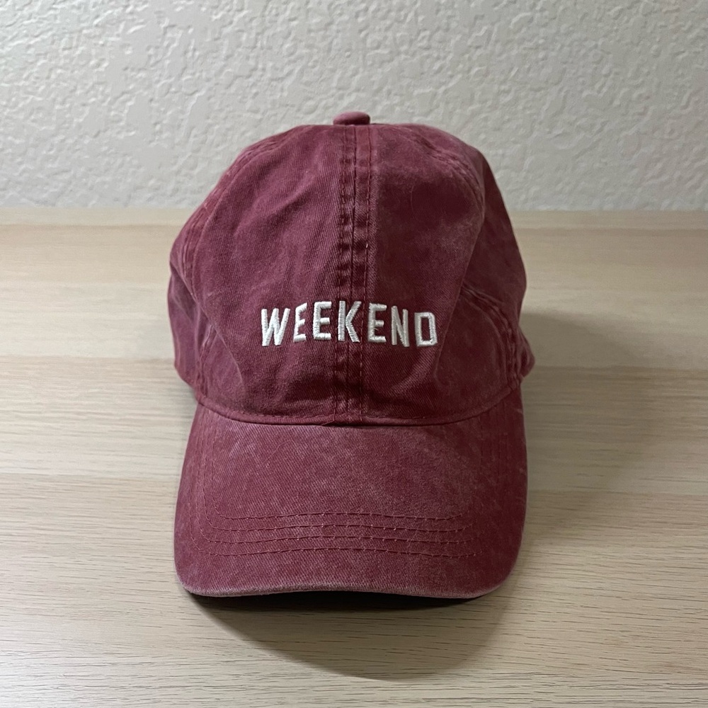 Heathered-Maroon Weekend Baseball Cap